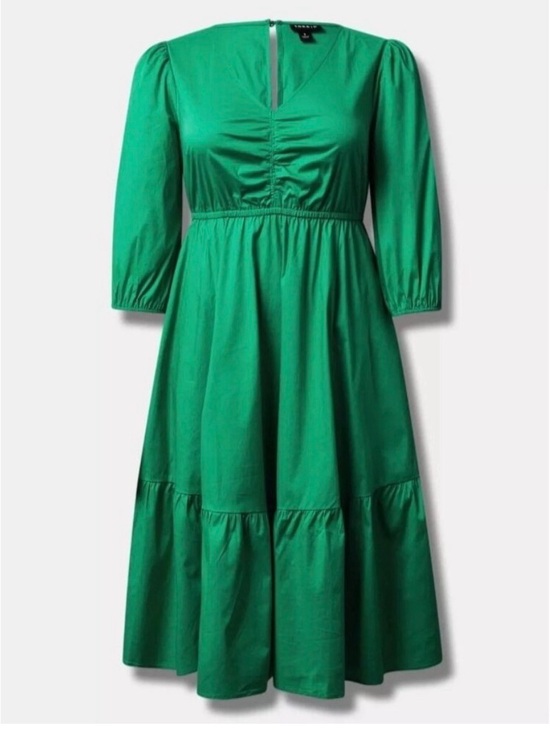 torrid Dresses & Skirts - torrid Emerald Green V‑Neck Gathered Midi Dress 2x NWT